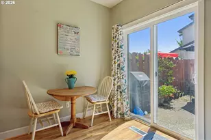 1721 N Manzanita St, Canby, OR 97013 - Photo 10