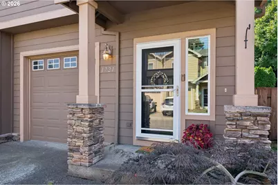 1721 N Manzanita St, Canby, OR 97013 - Photo 4
