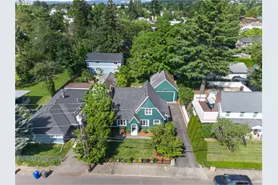 2241 SE 92nd Ave, Portland, OR 97216 - Photo 1