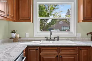 2241 SE 92nd Ave, Portland, OR 97216 - Photo 14
