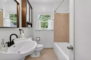 2241 SE 92nd Ave, Portland, OR 97216 - Photo 28