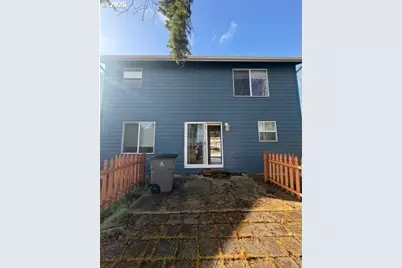 1010 2nd Ave, Seaside, OR 97138 - Photo 2