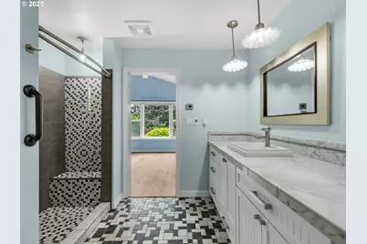 343 Hemlock St, Seaside, OR 97138 - Photo 8