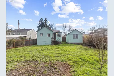 303 N 8th St, Cottage Grove, OR 97424 - Photo 20