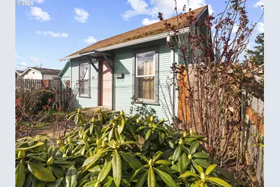 303 N 8th St, Cottage Grove, OR 97424 - Photo 4