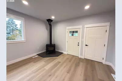 27741 SE Wallace Rd, Estacada, OR 97023 - Photo 6