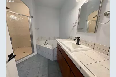 27741 SE Wallace Rd, Estacada, OR 97023 - Photo 16