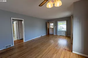3204 SE 64th Ave, Portland, OR 97206 - Photo 4
