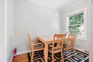2953 SE Hawthorne Blvd, Portland, OR 97214 - Photo 8