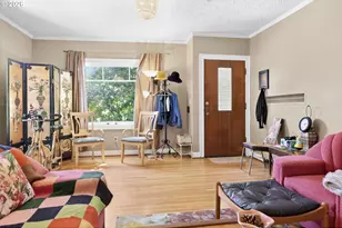 2953 SE Hawthorne Blvd, Portland, OR 97214 - Photo 6