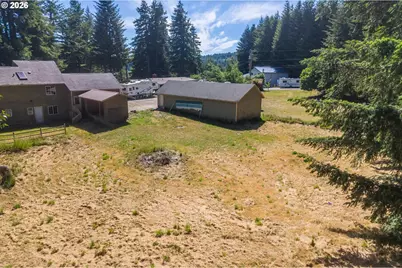 93845 Upper Loop Rd, Coos Bay, OR 97420 - Photo 6
