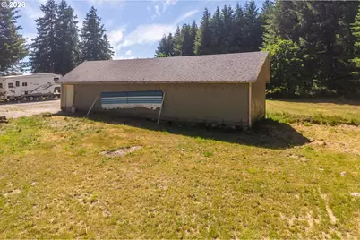 93845 Upper Loop Rd, Coos Bay, OR 97420 - Photo 32