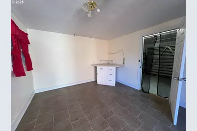 314 NW 3rd Ave, John Day, OR 97845 - Photo 28