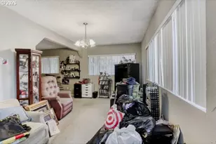 625 N Buffalo St, Portland, OR 97217 - Photo 8