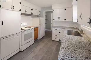 3735 Harlow Rd, Eugene, OR 97401 - Photo 20