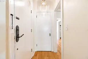118 NW King Ave, Portland, OR 97210 - Photo 8
