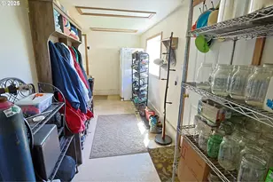1575 N Henry St, Coquille, OR 97423 - Photo 38