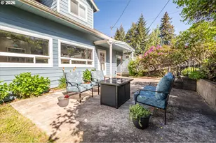 1575 N Henry St, Coquille, OR 97423 - Photo 2