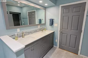 1575 N Henry St, Coquille, OR 97423 - Photo 24