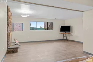 9175 SE Lynn Ln, Happy Valley, OR 97086 - Photo 36