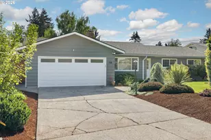918 NE 152nd Ave, Portland, OR 97230 - Photo 2