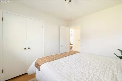 918 NE 152nd Ave, Portland, OR 97230 - Photo 12