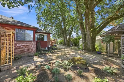 1003 S Hillhurst Rd, Ridgefield, WA 98642 - Photo 30