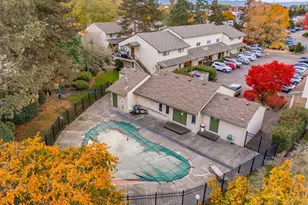 553 N Hayden Bay Dr, Portland, OR 97217 - Photo 40