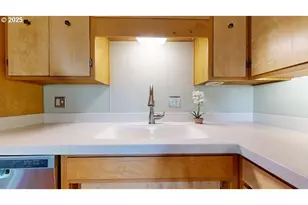 16945 Pacific View Dr, Brookings, OR 97415 - Photo 14