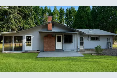 28016 Green Oaks Dr, Eugene, OR 97402 - Photo 2