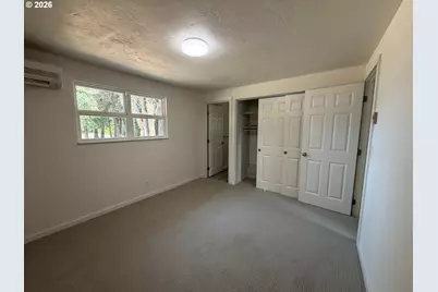 28016 Green Oaks Dr, Eugene, OR 97402 - Photo 12