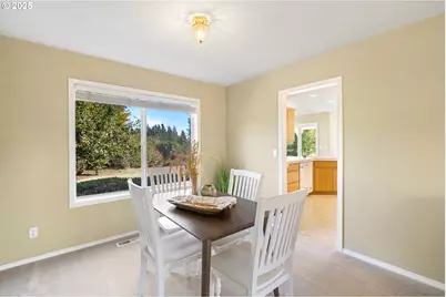 13172 Gaffney Ln, Oregon City, OR 97045 - Photo 6