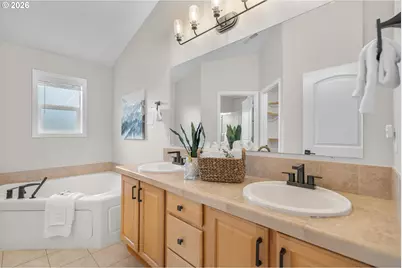 14470 NW Pioneer Park Way, Beaverton, OR 97006 - Photo 30