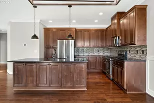 20333 SW Navarre Ln, Beaverton, OR 97007 - Photo 8