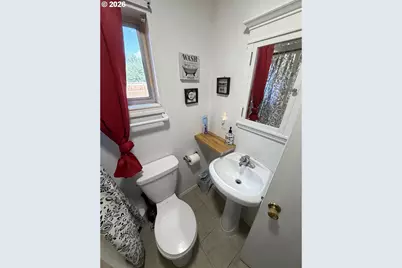 805 4th St, Baker City, OR 97814 - Photo 12