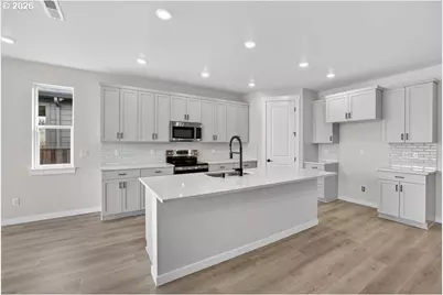 1024 SE 31st St, Battle Ground, WA 98604 - Photo 6