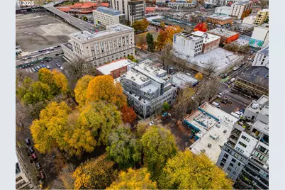 725 NW Flanders St #304, Portland, OR 97209 - Photo 34