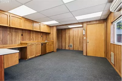 12625 SE Sherman St, Portland, OR 97233 - Photo 36