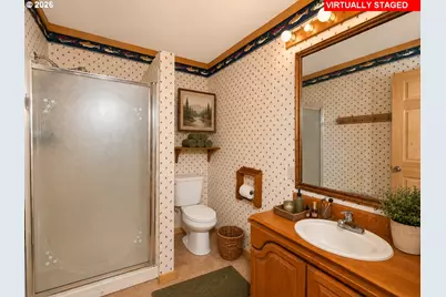453 Glendon Rd, Kerby, OR 97531 - Photo 34