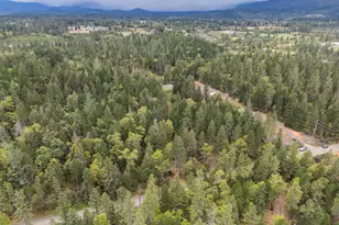 453 Glendon Rd, Kerby, OR 97531 - Photo 42