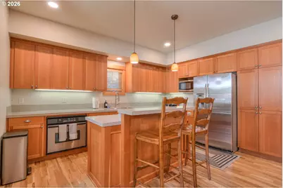 57135 Fremont Dr #7, Bend, OR 97707 - Photo 8