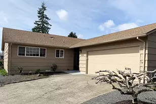 15645 SW Queen Victoria Pl, King City, OR 97224 - Photo 2
