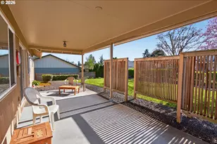 15645 SW Queen Victoria Pl, King City, OR 97224 - Photo 26