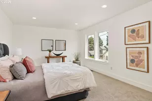 3791 NE Roselawn St, Portland, OR 97211 - Photo 18