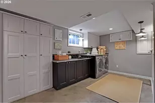2845 NE Dunckley St, Portland, OR 97212 - Photo 28