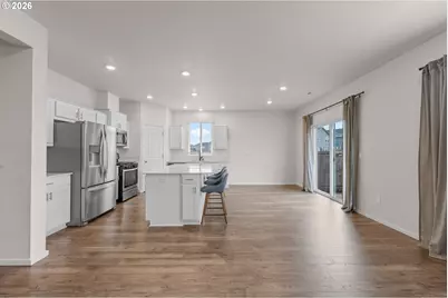 2390 Halter Dr, Woodburn, OR 97071 - Photo 14