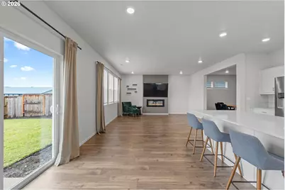 2390 Halter Dr, Woodburn, OR 97071 - Photo 8