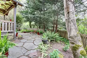 615 N Larch St, Cannon Beach, OR 97110 - Photo 32