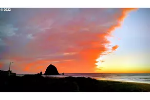 615 N Larch St, Cannon Beach, OR 97110 - Photo 42