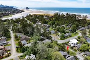 615 N Larch St, Cannon Beach, OR 97110 - Photo 34